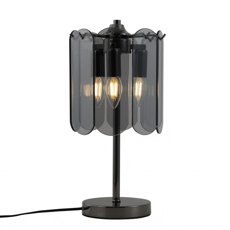 É problemático montar óculos defumados com 3 luzes de mesa para a cabeceira?