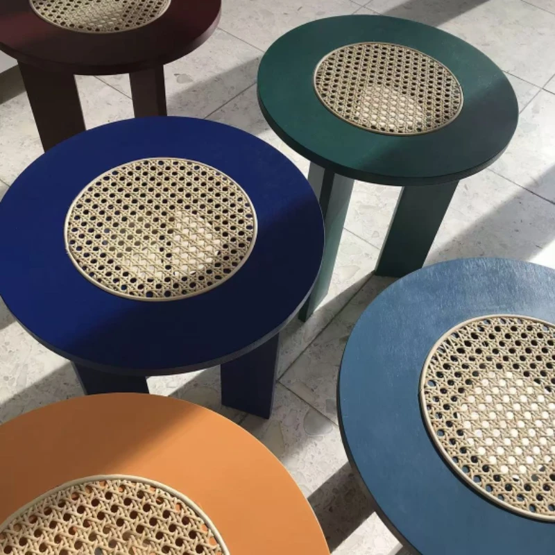 Qual fábrica de Guzhen personaliza luzes pendentes de tecido de vime para exportação?