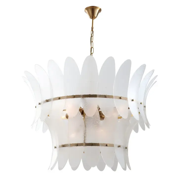 Lustre moderno de latão grande e luxuoso